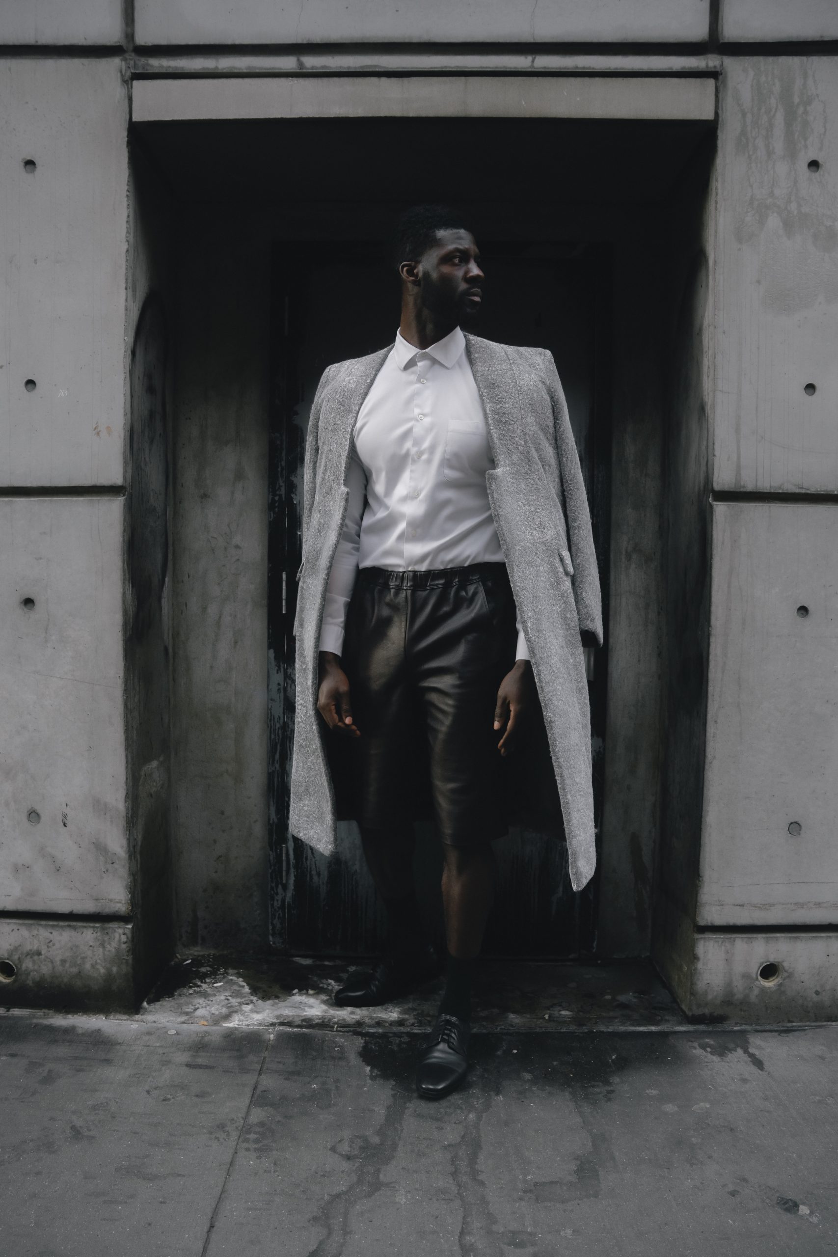 GRAY COAT IN PAINTED WOOL (SIGNATURE COLLECTION)