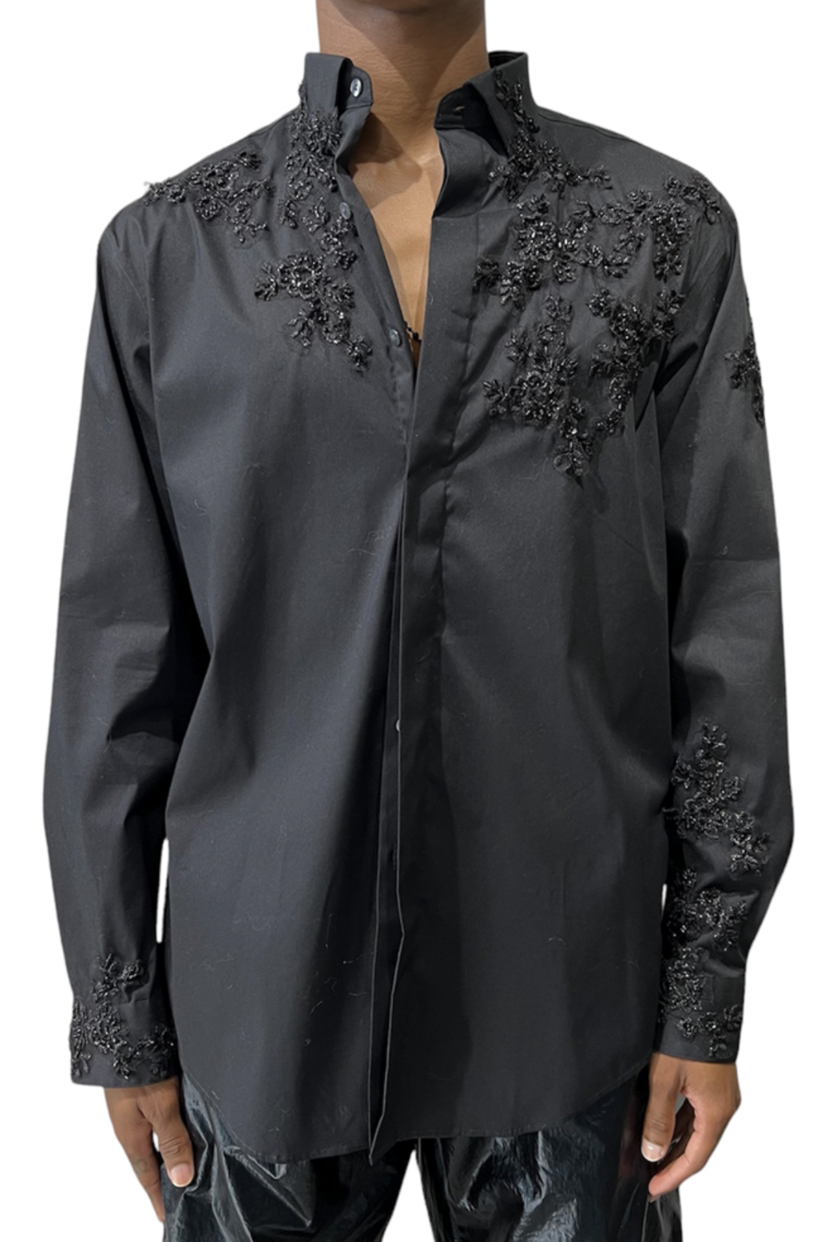 EMBROIDERED COTTON BLACK SHIRT